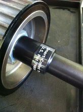 Load image into Gallery viewer, Harley 5/6 Speed Mainshaft Inner Race Puller